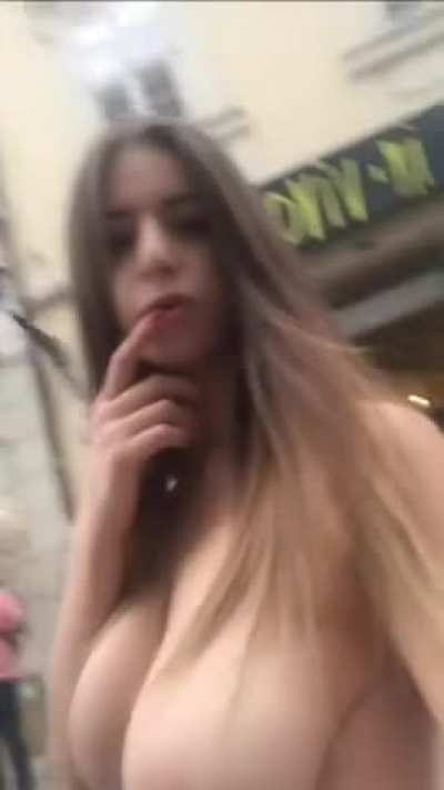 Stella Cox