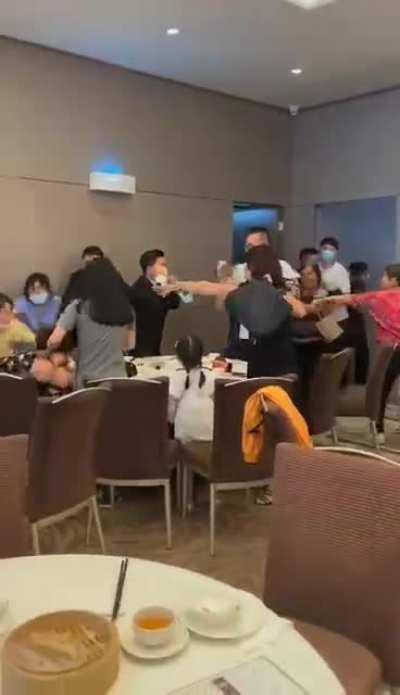 Fight over a table at Chinese restaurant for Mother&rsquo;s Day