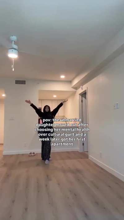 First post of her moving into her new apartment