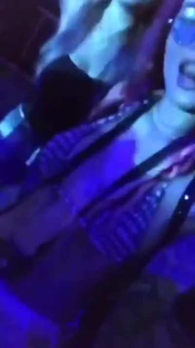 Bella Thorne 2017 Billboard Hot 100 Festival