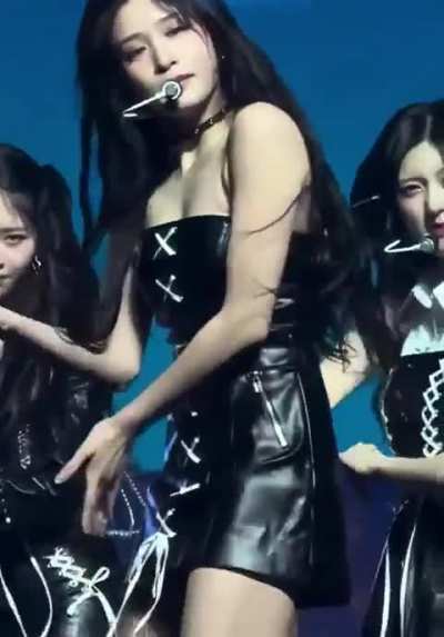 IVE - LEESEO 