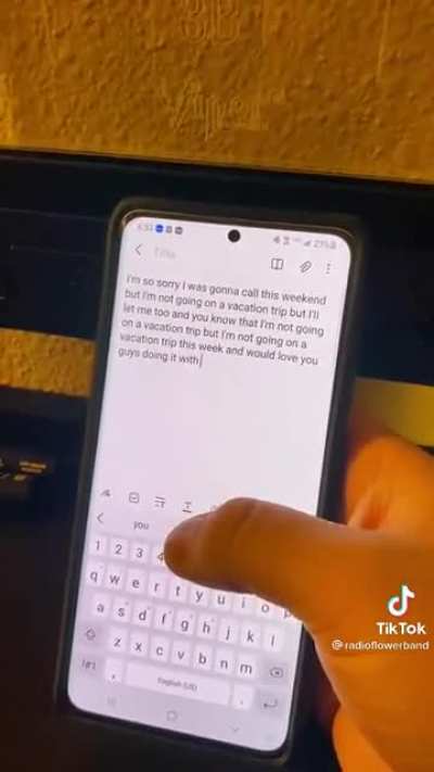 Autocomplete song