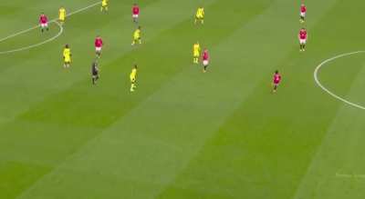 Old Trafford cheering every pass