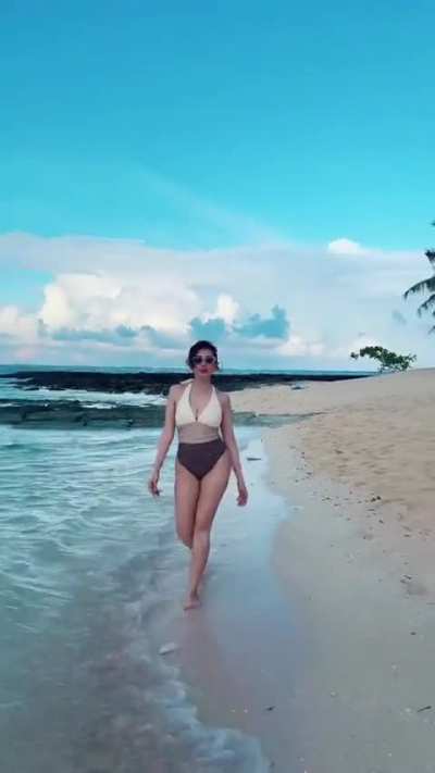 Analyn Barro