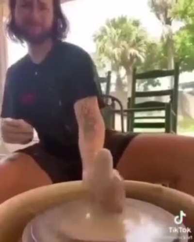 &Phi;