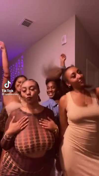 Gang of Teenies but one busty star player 😛
