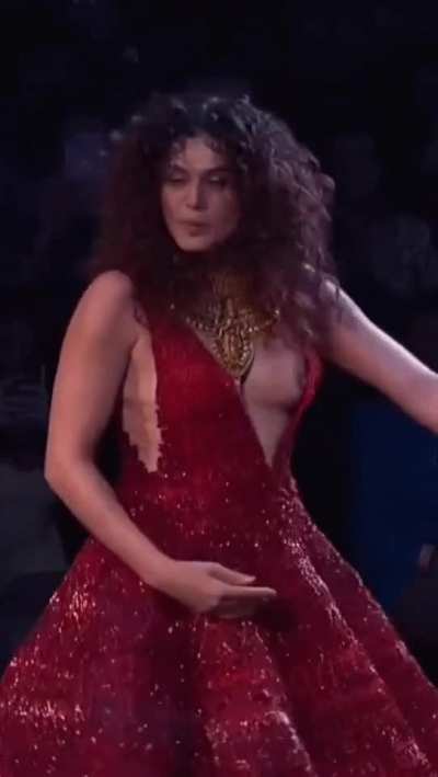 Enjoy Natural Tity of Feminist Raand Tapsee Panuu (HQ Version) Still Cant Sink the Moment and will Nut on this Bitch all Night 🔥💦