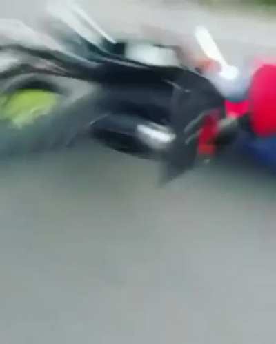 Ayyooo...