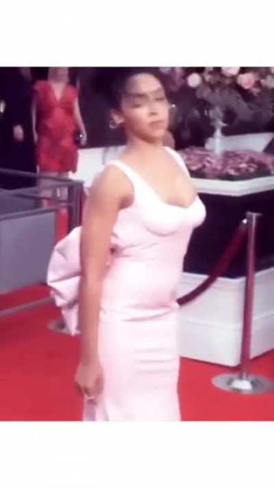 😍