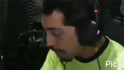 Acho q o outro cara tava certo