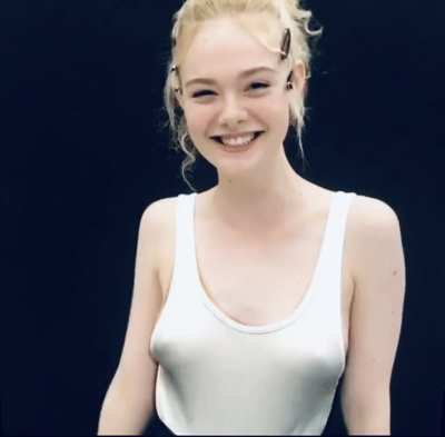 Elle Fanning