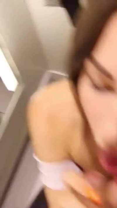 Gorgeous Model Dressing Room Deepthroat Swallow