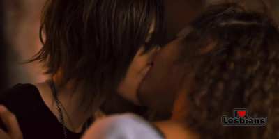 Katherine Moennig &amp;amp; Mercedes Mason (The L Word: Generation Q - s01e03) *NO MUSIC*