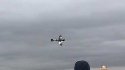 Ok here&rsquo;s a Spitfire flyby for all you Merlin engine fans. D-Day paint scheme. 5 second vid. Colorado Springs airshow 2017. [Video]