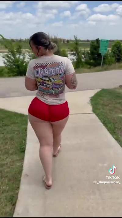 @_theparisrose_