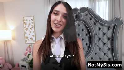 Aria&rsquo;s Magic Show Gets Kinky