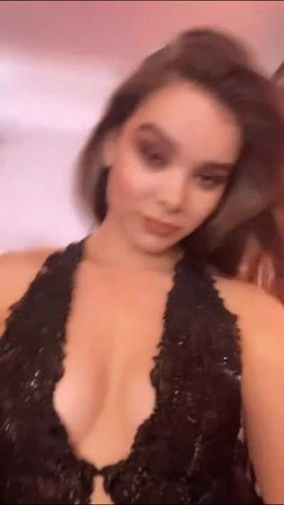 Hailee Steinfeld
