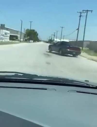 can someone please please tell me what car this is. im begging at this point
