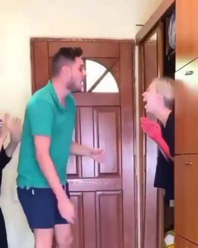 eeEeEeeeeeEeEEE