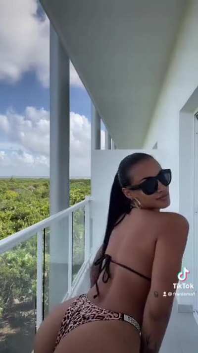 Francesca Lama🥴🥵🤤🔥&hearts;️ Jiggly