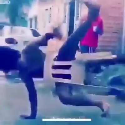 bunu okuyan sen evet sen.belki de bu g&ouml;nderiyi g&ouml;rmek i&ccedil;in internete para veriyosun
