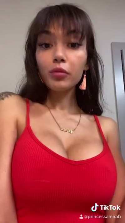 Nice🍒 🍭👅