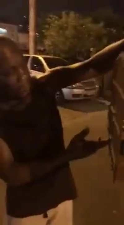 ISSO &Eacute; UMA GAIOLA?