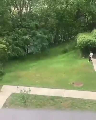 Watching this hurts my lower body&hellip;