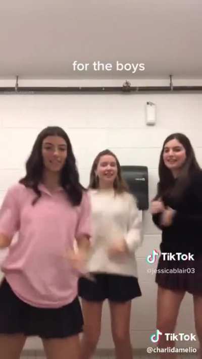 charlidamelio2 - Video #7923