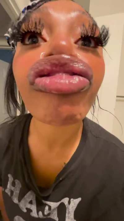 imagine she pouting and you just slappin your 🍆 on em😮&zwj;💨😵&zwj;💫