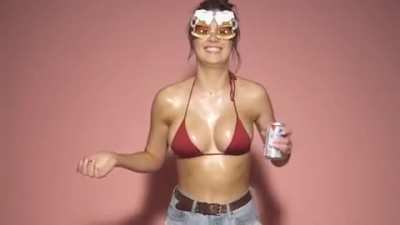 Jiggle