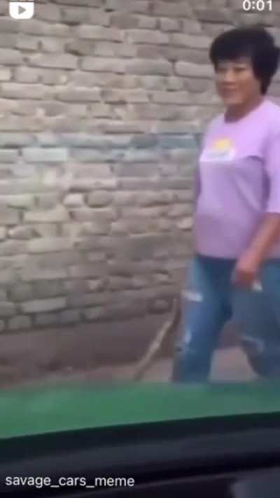 😁