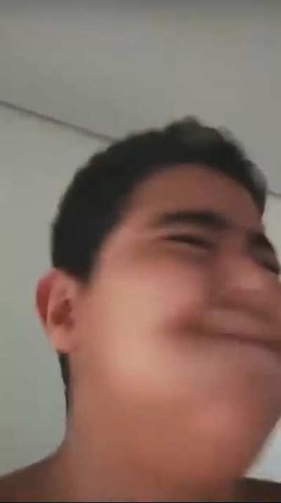 Muca viewers quando ele assume o namoro😔