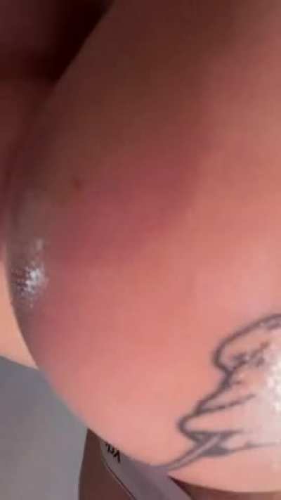 my pussy is as bouncy as my ass