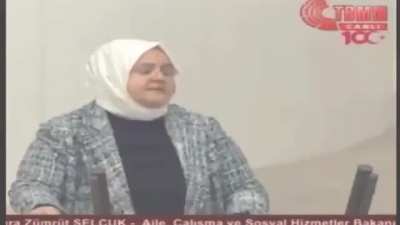 akli dengesi yerinde değil dendi yersen