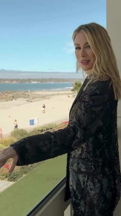 Jennifer Holland