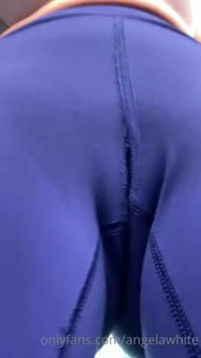 Angela&rsquo;s sweaty tits