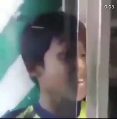 :v