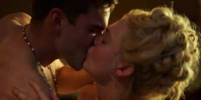 Elle Fanning's topless sex scene