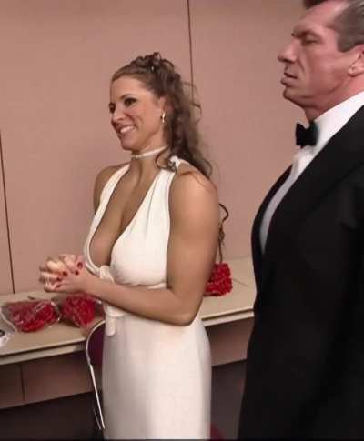 One of her best look - Raw 2002