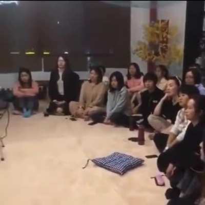 Captivating expert demonstration