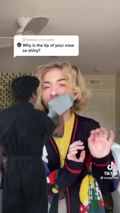 An Annoying &lsquo;Nose Job&rsquo;