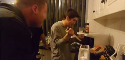 Abrupt toaster