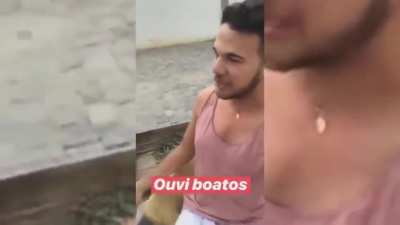Odeio cachorros homof&oacute;bico, n&atilde;o posso gravar direito.