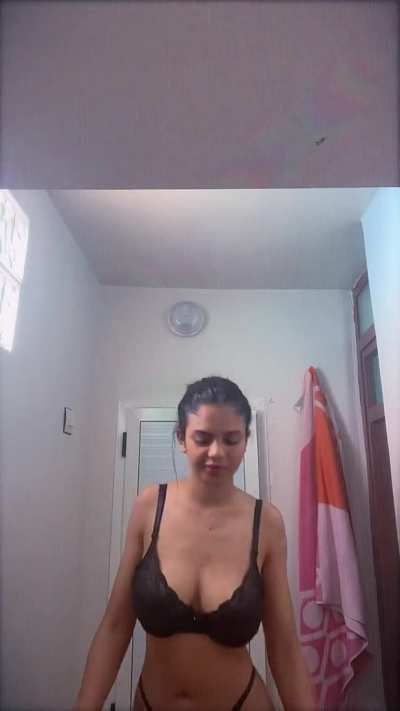 these tits really need 2 strong mouths so bring a friend