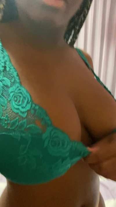 Too shy and insecure for posting nudes&hellip; Hope you still like my video🙄