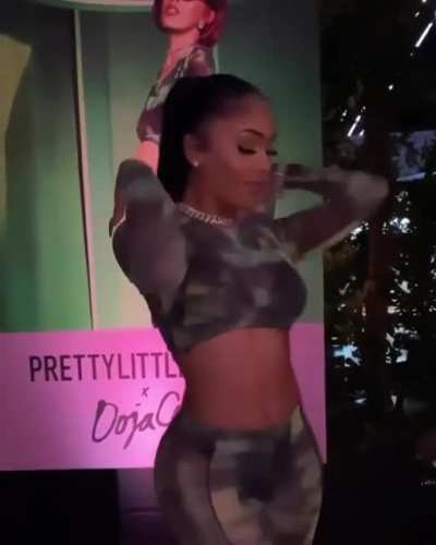 Pretty Little Thing