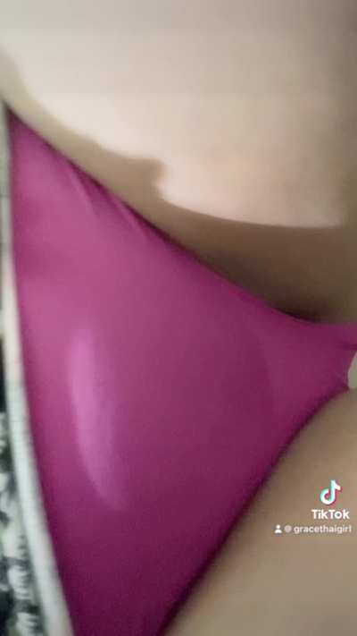 I&rsquo;m Thai slut are you want to eat my cake?