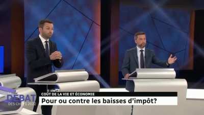 Jean dit: "On bouge pu!"