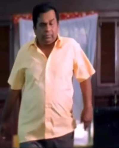 SHE: Baby.. Intlo Evaru Leru ME: Aithe Rent Ki Icheyandi